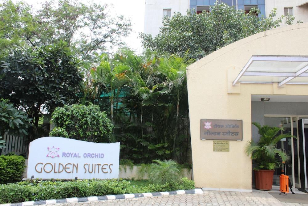Royal Orchid Golden Suites Púna Kültér fotó