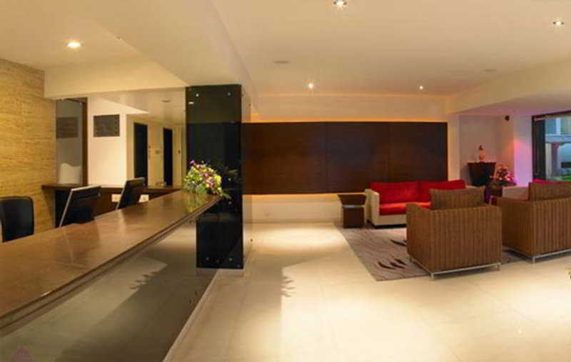 Royal Orchid Golden Suites Púna Kültér fotó